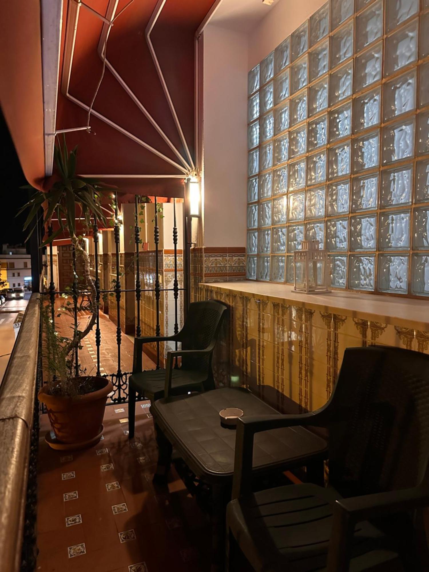 فندق Hostal Tarik طريفة المظهر الخارجي الصورة