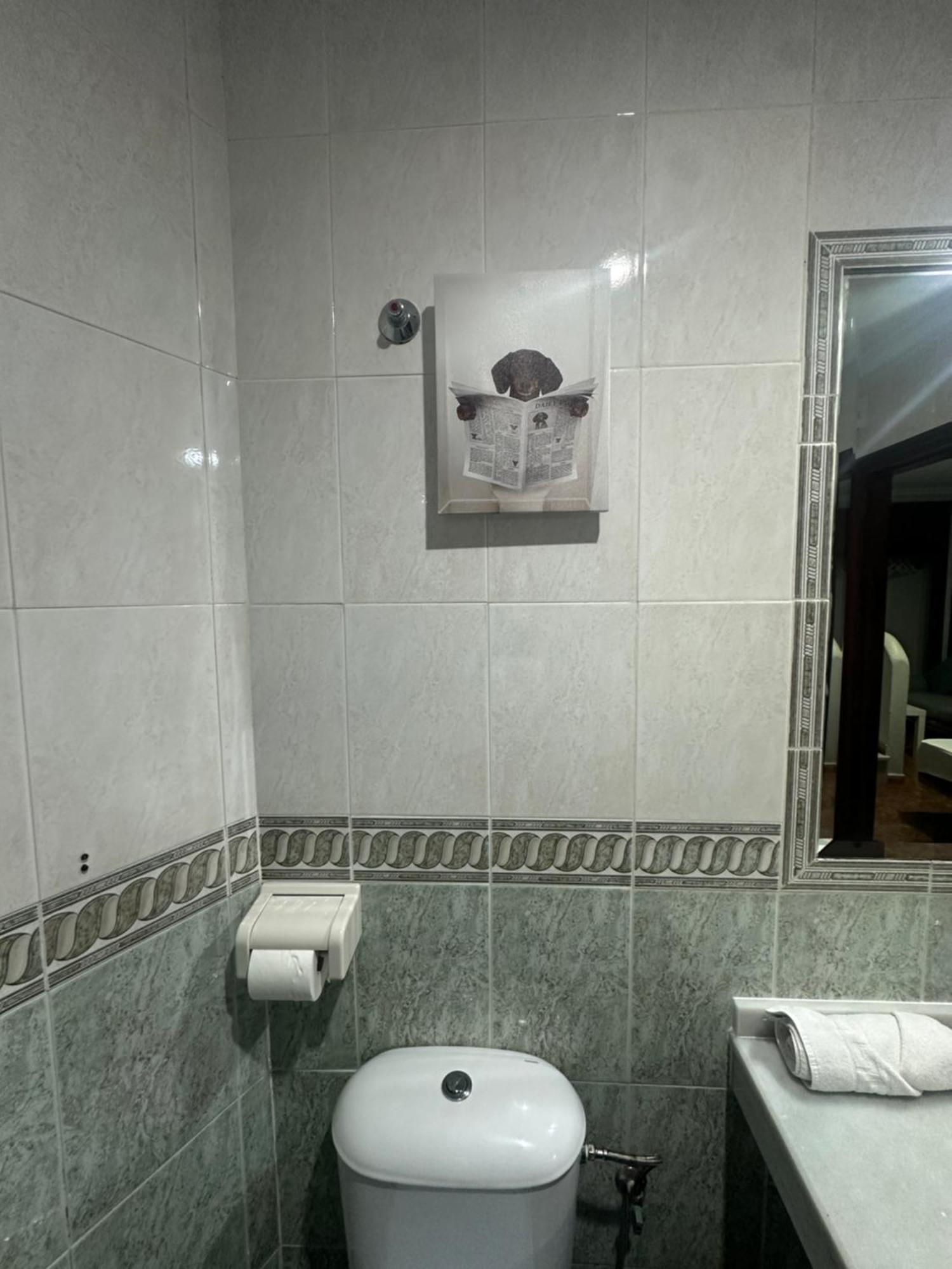 فندق Hostal Tarik طريفة المظهر الخارجي الصورة
